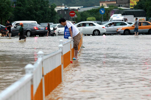 河北积极治理城市内涝积水隐患